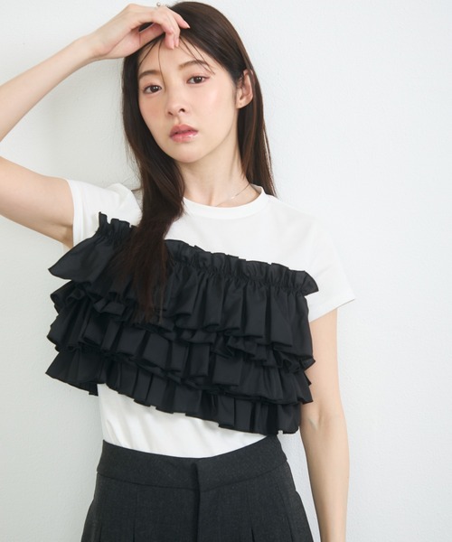 krahe（クレーエ）の「ティアードフリルドッキングTシャツ（Tシャツ/カットソー・レディース・ベージュ/ブラック・FREE）」の14枚目の写真