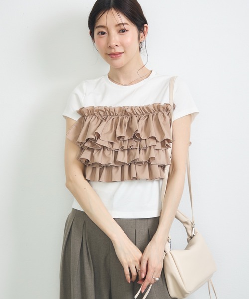 krahe（クレーエ）の「ティアードフリルドッキングTシャツ（Tシャツ/カットソー・レディース・ベージュ/ブラック・FREE）」の20枚目の写真