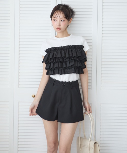 krahe（クレーエ）の「ティアードフリルドッキングTシャツ（Tシャツ/カットソー・レディース・ベージュ/ブラック・FREE）」の5枚目の写真
