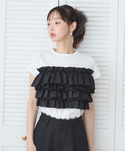 krahe（クレーエ）の「ティアードフリルドッキングTシャツ（Tシャツ/カットソー・レディース・ベージュ/ブラック・FREE）」の6枚目の写真