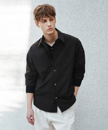 J'RIUM（ジェイリウム）の「マエル サイドスリット コットンシャツ ブラック（シャツ/ブラウス）」