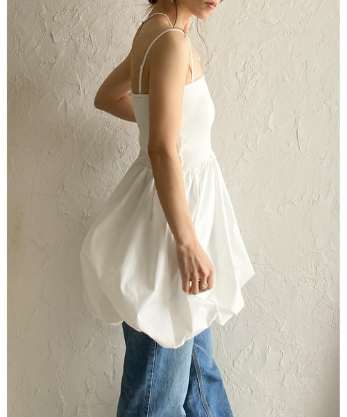 She's Closet(シーズクローゼット)の「カップ付き 2WAY バルーン キャミソール チュニック ミニワンピース(チュニック・レディース・ブラック/ホワイト×ブラック/ホワイト/チャコールグレー・FREE)」の13枚目の写真