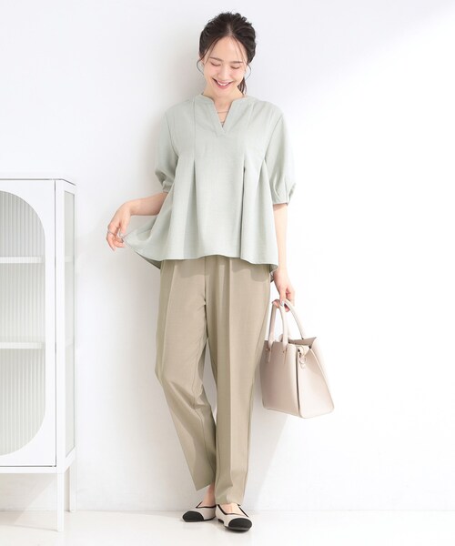 SHOO・LA・RUE（シューラルー）の「【ひんやり/UV/洗濯後しわになりにくい】楽なのにキレイ見え ウエストゴムテーパードパンツ（その他パンツ・レディース・ブラウン系/ブラック/ライトベージュ/グレー・01/02/04/03）」の15枚目の写真