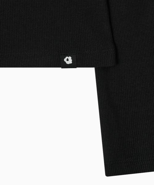 OHESHIO(オヘシオ)の「BASIC RIBBED V-NECK LONG SLEEVE, BLACK(Tシャツ/カットソー・レディース・その他・FREE)」の9枚目の写真