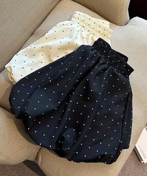 Teem Store(チームストア)の「ドット柄バルーンミニスカート(スカート・レディース・ブラック・M/S)」の2枚目の写真