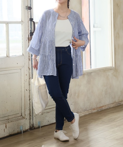 A HAPPY MARILYN(アハッピーマリリン)の「【風通るプレミアム】綿 楊柳 七分袖 ティアード ブラウス(シャツ/ブラウス・レディース・グリーン系/ブラック/チャコール/ライトベージュ/ライトカーキ/ネイビー系/ネイビー/ブルー系/チェック/プラム・3L~4L/5L~6L/L~LL)」の19枚目の写真