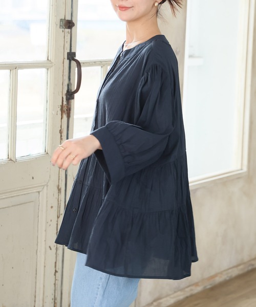 A HAPPY MARILYN(アハッピーマリリン)の「【風通るプレミアム】綿 楊柳 七分袖 ティアード ブラウス(シャツ/ブラウス・レディース・グリーン系/ブラック/チャコール/ライトベージュ/ライトカーキ/ネイビー系/ネイビー/ブルー系/チェック/プラム・3L~4L/5L~6L/L~LL)」の22枚目の写真