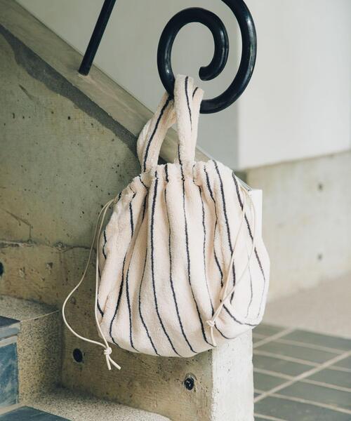 BONGUSTA（ボングスタ）の「BONGUSTA　NARAM HANDBAG（ハンドバッグ・レディース・アイボリー/キャメル/イエロー・-）」の4枚目の写真
