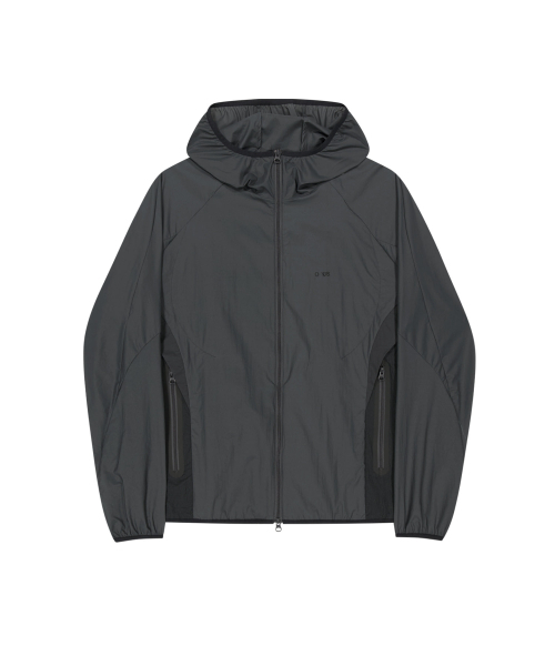 OJOS（オホス）の「Paneled Lightweight Windbreaker / Charcoal（ナイロンジャケット・レディース・その他・1/2/3）」の2枚目の写真