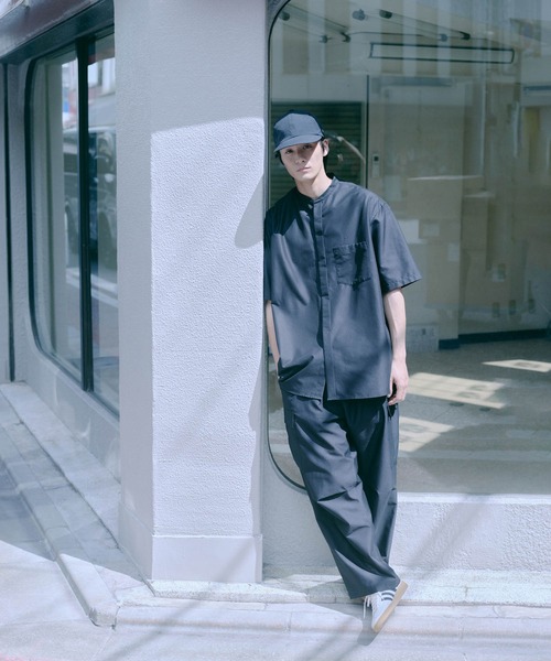 ADAM ET ROPE'(アダムエロペ)の「【ACT/アクト】LIGHT ワイド カーゴパンツ(カーゴパンツ・メンズ・ブラック/チャコールグレー・L/M)」の16枚目の写真