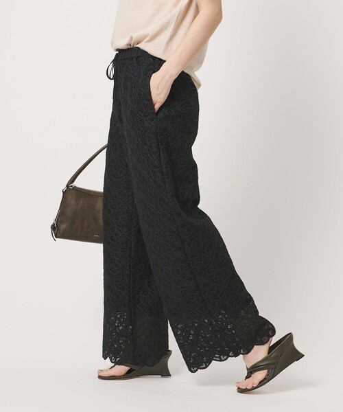 BEAUTY&YOUTH UNITED ARROWS(ビューティーアンドユースユナイテッドアローズ)の「コードレース イージーパンツ(その他パンツ・レディース・オフホワイト/ブラック・M/S)」の10枚目の写真