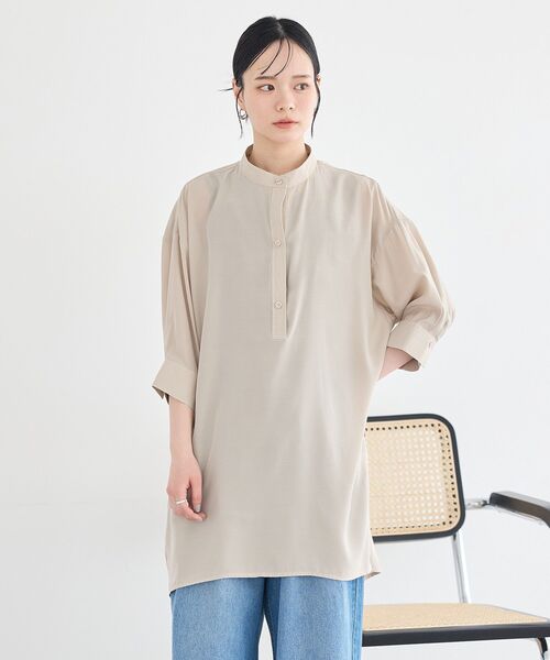 earth music&ecology(アースミュージックアンドエコロジー)の「スタンドカラーオーバーチュニックシャツ(シャツ/ブラウス・レディース・ベージュ/オフホワイト/サックスブルー・FREE)」の21枚目の写真