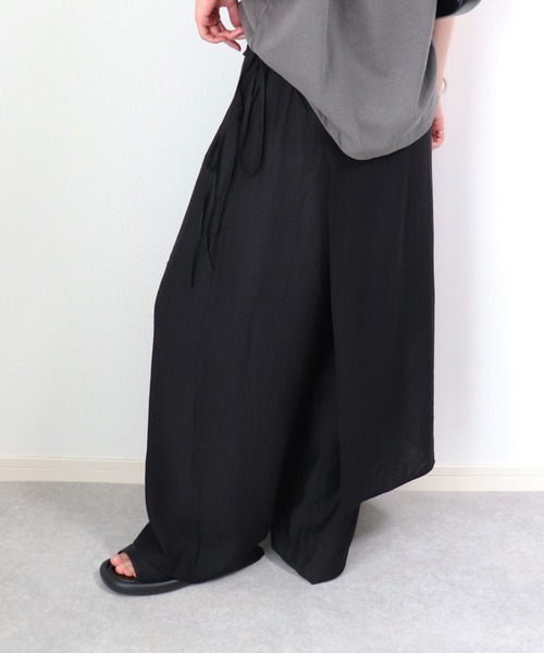 ZOZOMARKET by ゆずもも.(ゾゾマーケットバイユズモモ)の「【インフルエンサー ゆ ず も も .セレクト】ワッシャーサテン レイヤードスカートパンツ(スラックス・レディース・アイボリー/ブラック/カーキ・FREE)」の20枚目の写真