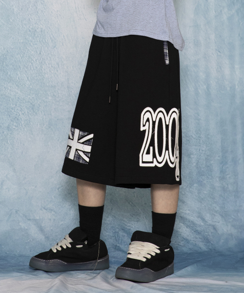 GLACK(グラック)の「GHP035 UK ミレニアム スウェット バミューダパンツ (ブラック)(その他パンツ・レディース・その他・MEDIUM/LARGE)」の2枚目の写真