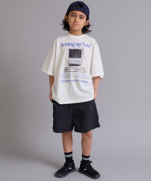 PAIRMANON STREET(ペアマノンストリート)の「【90-160cm】【綿100%】フェイバリットフォト 半袖T【PAIRMANON STREET】(Tシャツ/カットソー・キッズ・ライトイエロー/グレー/ライトブルー/グレー系その他/ホワイト・140/130/120/110/100/90/160/150)」の2枚目の写真
