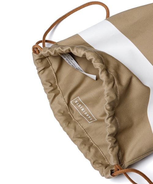 DAILY STANDARD by SANDINISTA(デイリースタンダードバイサンディニスタ)の「Chino Drawstring Line Print Bag / ラインプリント入り巾着(ショルダーバッグ・メンズ・ベージュ系その他/ベージュ系その他2・FREE)」の14枚目の写真