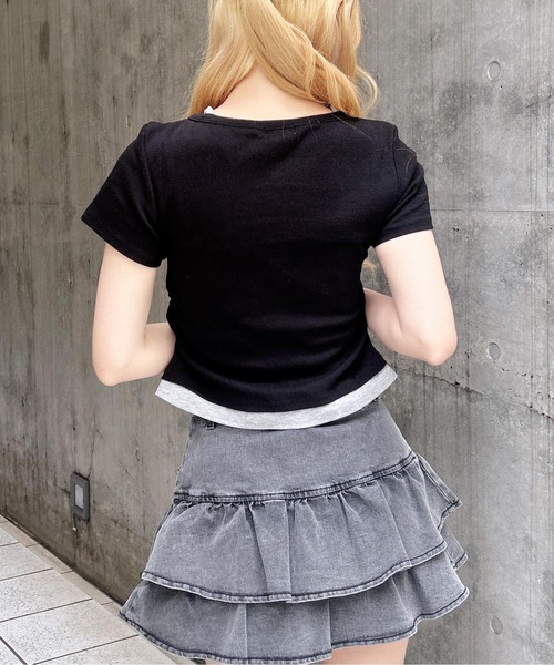 INGNI（イング）の「ヘンリーネックレイヤードラインストーンロゴリブトップス（Tシャツ/カットソー・レディース・グレー系その他3/ホワイト×ブラック/ブラック×グレー/ブラック系5・M）」の14枚目の写真
