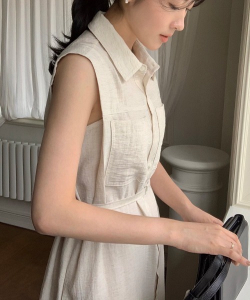 Aelina（エリナ）の「襟付きベルト付きノースリーブワンピース（シャツワンピース・レディース・ブラウン/ベージュ/ネイビー・FREE）」の13枚目の写真