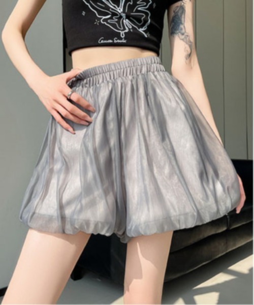 &soiree(アンドソワレ)の「チュールレイヤードバルーンショートパンツ(その他パンツ・レディース・オフホワイト/グレー/ホワイト/ブラック・SMALL/MEDIUM/LARGE/X-LARGE)」の8枚目の写真
