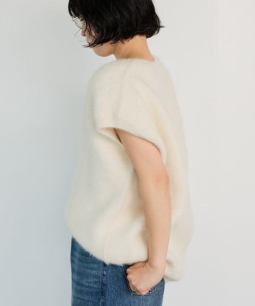 IENA LA BOUCLE(イエナラブークル)の「IENA LA BOUCLE フォックス カシミヤ V ベスト(ベスト・レディース・グレー/ホワイト/ブラック・FREE)」の9枚目の写真