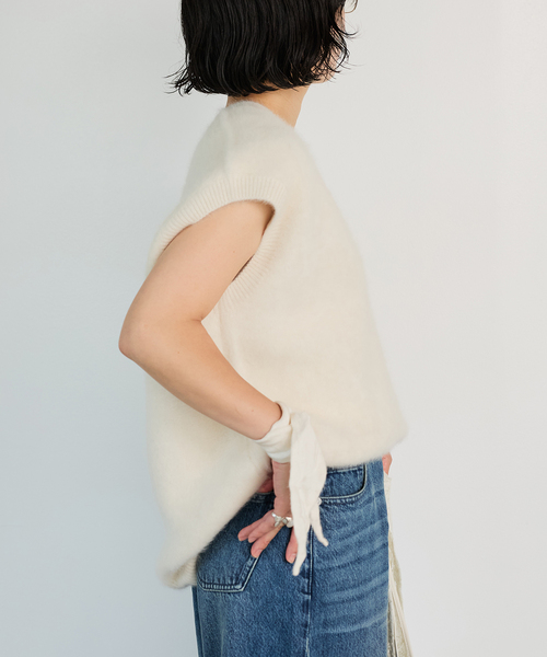 IENA LA BOUCLE(イエナラブークル)の「IENA LA BOUCLE フォックス カシミヤ V ベスト(ベスト・レディース・グレー/ホワイト/ブラック・FREE)」の11枚目の写真