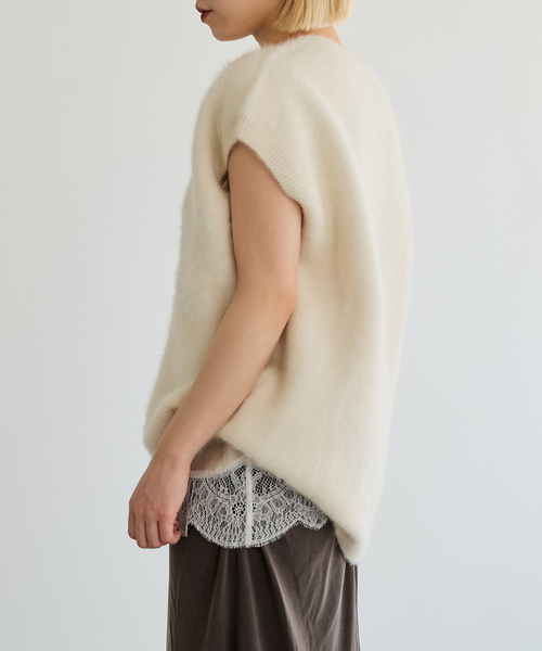 IENA LA BOUCLE(イエナラブークル)の「IENA LA BOUCLE フォックス カシミヤ V ベスト(ベスト・レディース・グレー/ホワイト/ブラック・FREE)」の19枚目の写真