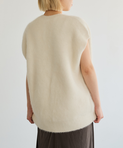 IENA LA BOUCLE(イエナラブークル)の「IENA LA BOUCLE フォックス カシミヤ V ベスト(ベスト・レディース・グレー/ホワイト/ブラック・FREE)」の20枚目の写真