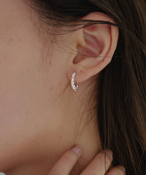 BYWEEKEND（バイウィーケンド）の「Blob earring_small（ピアス（両耳用）・レディース・シルバー・FREE）」の2枚目の写真