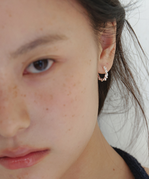 BYWEEKEND（バイウィーケンド）の「Blob earring_small（ピアス（両耳用）・レディース・シルバー・FREE）」の3枚目の写真