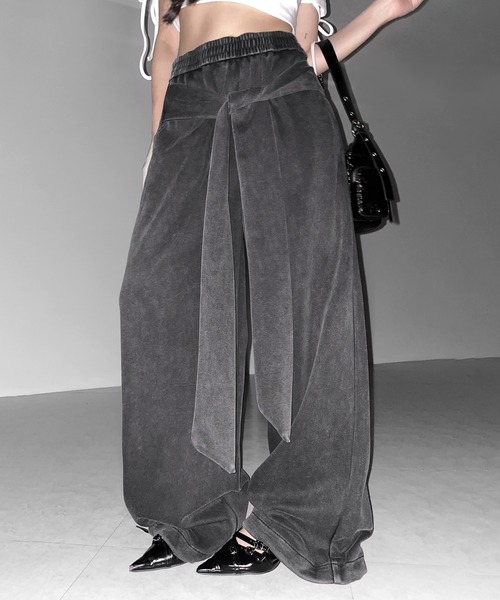 me+em select（ミームセレクト）の「フェイクレイヤードピグメントスウェットワイドパンツ ／ fake layered pigment sweat wide pants（スウェットパンツ・レディース・ブラック・FREE）」の8枚目の写真