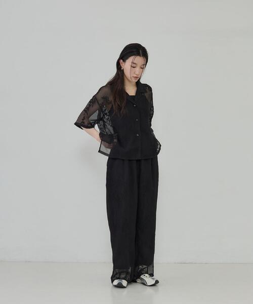 GALLEST（ギャレスト）の「オープンカラーボタニカル刺繍シャツ【セットアップ可能】（シャツ/ブラウス・レディース・ブラック系/ホワイト系1・38）」の8枚目の写真