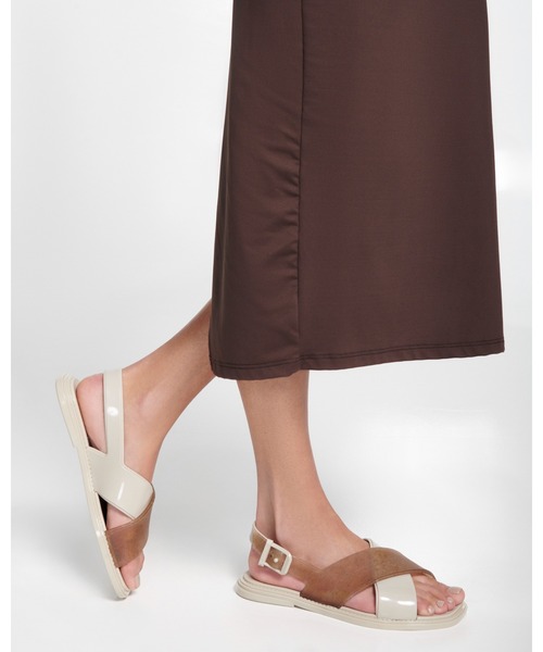 melissa(メリッサ)の「MELISSA CLEO SANDAL AD(サンダル・レディース・ブラック/ベージュ/ブラウン・39/38/37/35-36)」の5枚目の写真