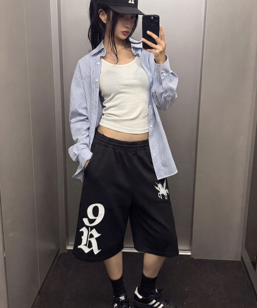 GRAVER（グレーバー）の「[ユニセックス]HORSE 9R バミューダパンツ_3カラー（スウェットパンツ・レディース・ライトグレー/アッシュブラウン/ブラック・ONE SIZE）」の4枚目の写真