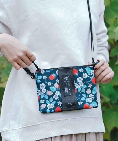 KiU(キウ)の「【KiU and BleuBleuet】KiUエチケットポーチ(ショルダーバッグ・レディース・ブルー系その他/ネイビー/ネイビー系・FREE)」の1枚目の写真