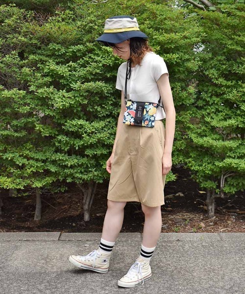 KiU(キウ)の「【KiU and BleuBleuet】KiUエチケットポーチ(ショルダーバッグ・レディース・ブルー系その他/ネイビー/ネイビー系・FREE)」の10枚目の写真