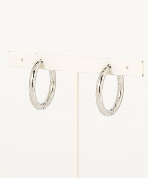 lit.Cy（リットシー）の「ジェムストーン チャーム ボリュームフープピアス（ピアス（両耳用）・メンズ・ブラウン/ホワイト/ブラック・FREE）」の9枚目の写真