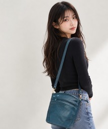 本革ショルダーバッグ