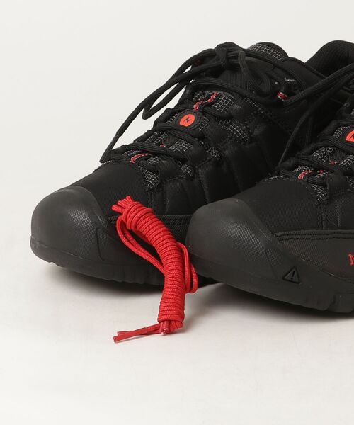 KEEN（キーン）の「【New】TARGHEE EXP WP / ターギー イーエックスピー ウォータープルーフ / メンズ 防水シューズ / KEEN × Marmot（スニーカー・メンズ・ブラック・27.5cm/27cm/26.5cm/26cm/25.5cm/25cm/30cm/29cm/28.5cm/28cm）」の10枚目の写真