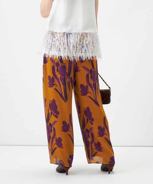 NOLLEY’S(ノーリーズ)の「《セットアップ対応》ウォッシャブルDEVEAUX花柄楊柳パンツ(その他パンツ・レディース・イエロー系その他・38/36)」の3枚目の写真