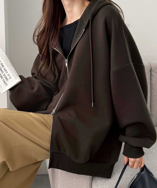 GeeRA(ジーラ)の「ロングシーズン使える!ダンボールビッグシルエット オーバーサイズ ダブルジップパーカー(パーカー・レディース・杢グレー/ブラウン/ブラック・X-LARGE/LARGE/MEDIUM/SMALL)」の7枚目の写真