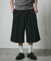 DAZE（デイズ）の「ポリエステルツイル タックワイド ショートスラックス（スラックス）」