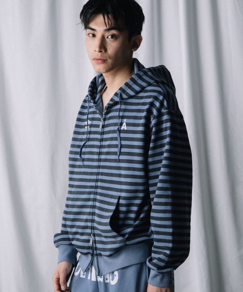 ALAND（エーランド）の「【UNISEX】ALAND×UMBRO／裏毛パーカー（パーカー・レディース・ブルー/ブラック/グレー・LARGE/SMALL）」の22枚目の写真