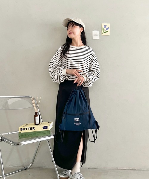 Lee(リー)の「Lee.ポリエステル ナップサック.バックパック.軽量(バックパック/リュック・レディース・ダークグレー/ブラウン/ネイビー/グレー/ブラック・FREE)」の7枚目の写真