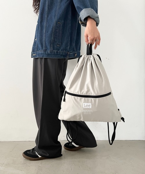 Lee(リー)の「Lee.ポリエステル ナップサック.バックパック.軽量(バックパック/リュック・レディース・ダークグレー/ブラウン/ネイビー/グレー/ブラック・FREE)」の20枚目の写真
