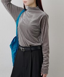【WEB限定】ベロアストライプボトルネック長袖プルオーバー