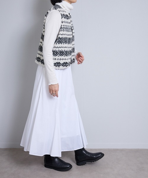 vent blanc(ヴァンブラン)の「VB:denicher デニシェ ノルディック ジャガード ボアベスト(ベスト・レディース・グレー/ホワイト・FREE)」の11枚目の写真