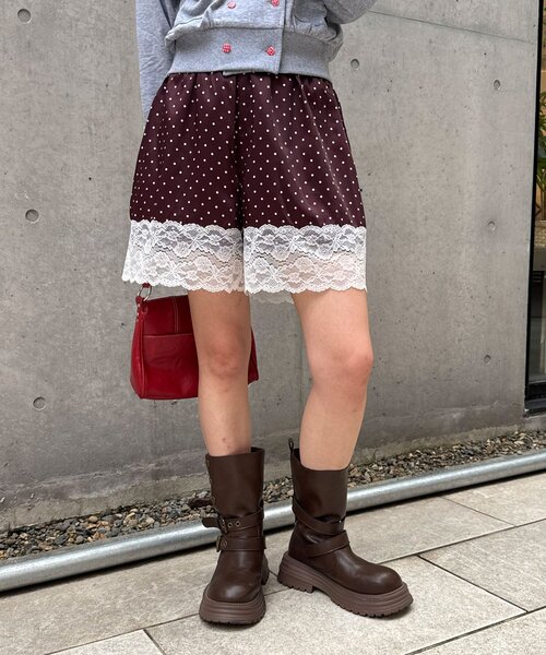 CIAOPANIC(チャオパニック)の「配色レースヘムサテンドットショートパンツ(その他パンツ・レディース・ネイビー/ブラウン/アイボリー・ONE SIZE)」の16枚目の写真