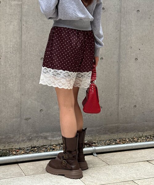 CIAOPANIC(チャオパニック)の「配色レースヘムサテンドットショートパンツ(その他パンツ・レディース・ネイビー/ブラウン/アイボリー・ONE SIZE)」の18枚目の写真