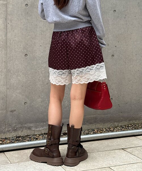 CIAOPANIC(チャオパニック)の「配色レースヘムサテンドットショートパンツ(その他パンツ・レディース・ネイビー/ブラウン/アイボリー・ONE SIZE)」の19枚目の写真