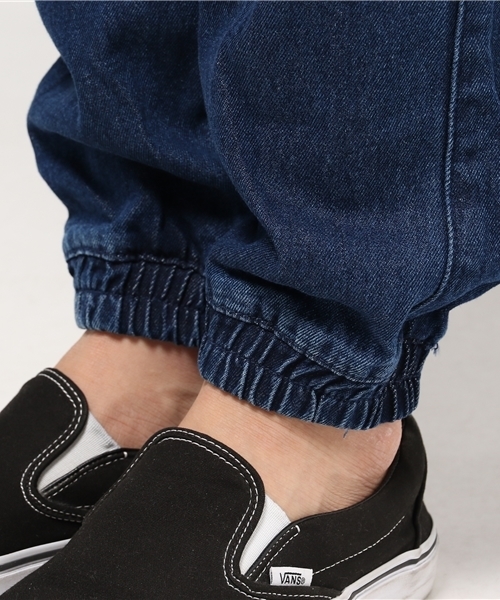 AMERICAN RAG CIE(アメリカンラグシー)の「AMERICAN RAG CIE 裾リブ デニムパンツ / 111-AUH-M161-PT063(その他パンツ・メンズ・インディゴブルー/ホワイト・1/2/3)」の9枚目の写真